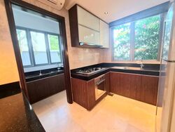 Meyer Road (D15), Terrace #586219271